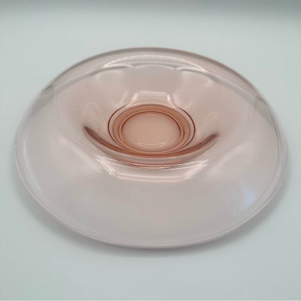 Vintage Pink 1930s Depression Glass Round Curved Waterfall Centerpiece Bowl - Picture 1 of 8